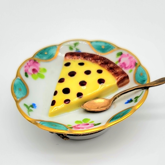 Limoges Accents Authentic Limoges Slice Of Pie Trinket Box Peint